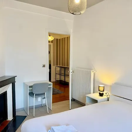 Escale - 4 Personnes Proche Arena Апартаменты *