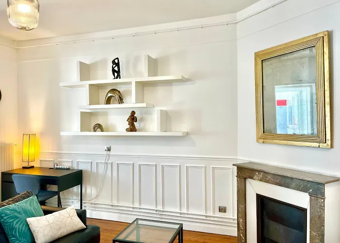 Escale - 4 Personnes Proche Arena * Реймс