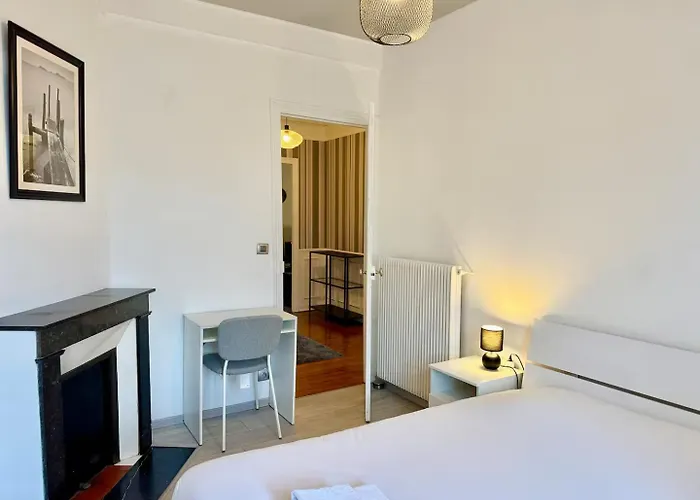 Escale - 4 Personnes Proche Arena Апартаменты *